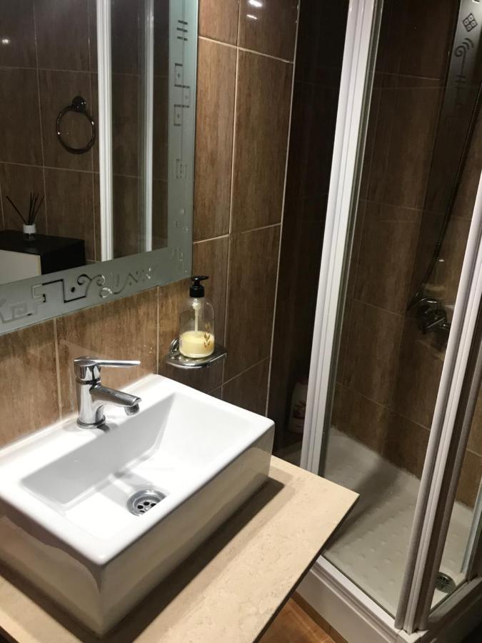 Vivienda Con Fines Turisticos Alma Apartman Andújar Kültér fotó